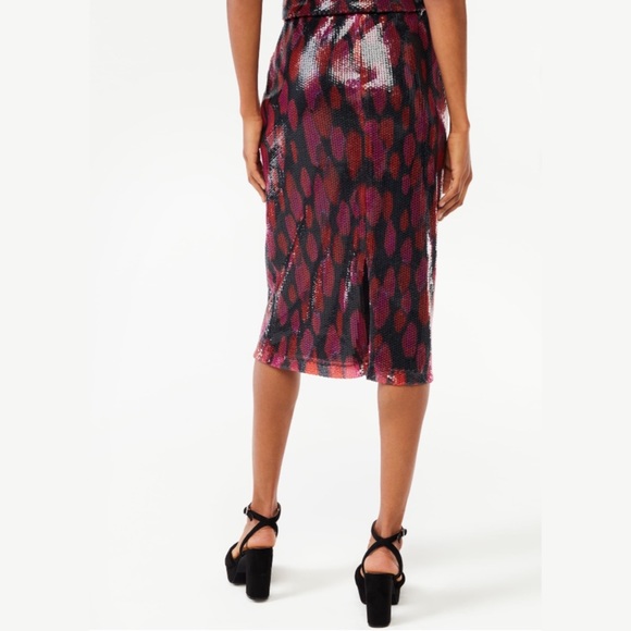 🆕 Sequin Midi Pencil Skirt Sizes XL Check my Boutique for the matching Top! - Picture 6 of 9